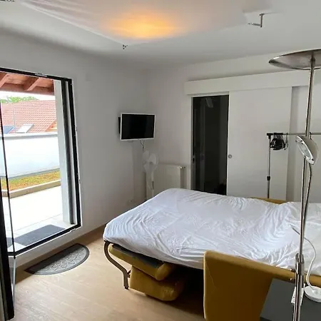Joli Apartment